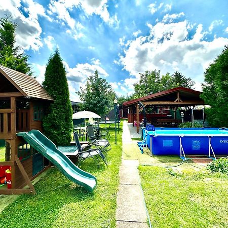 Apartman Sen Petrov Exteriér fotografie