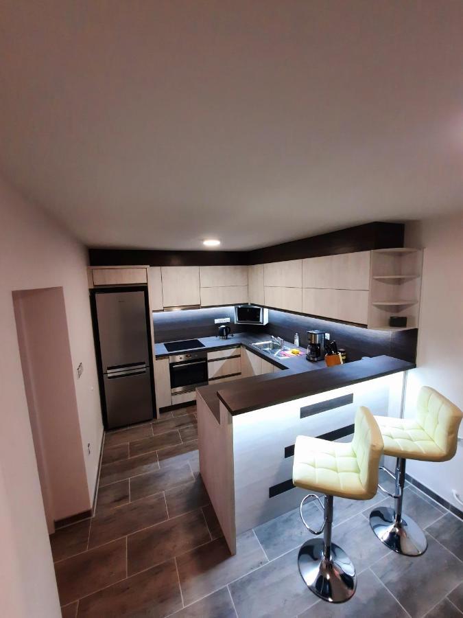 Apartman Sen Petrov Exteriér fotografie